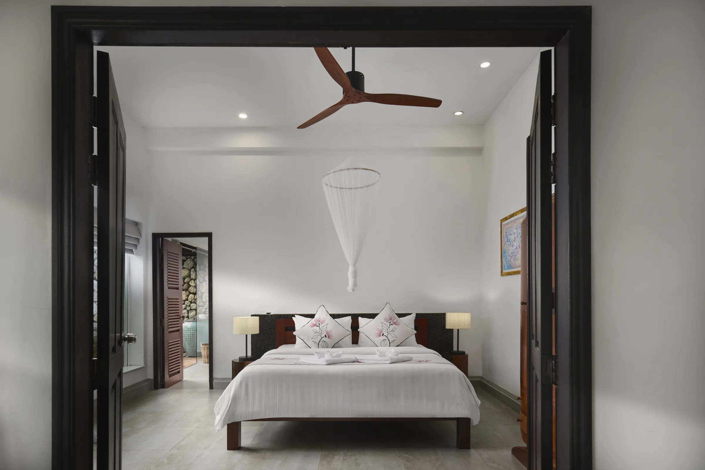 Samanea Triple Suite Bed